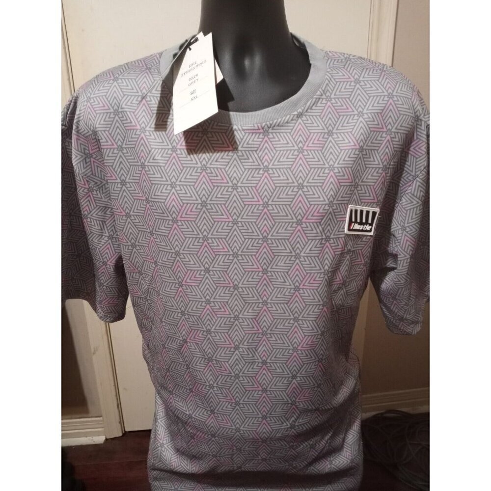 New GS 115 Men's All Over Print Graphic Hustle Logo Gray T-shirt Size 2XL NWT